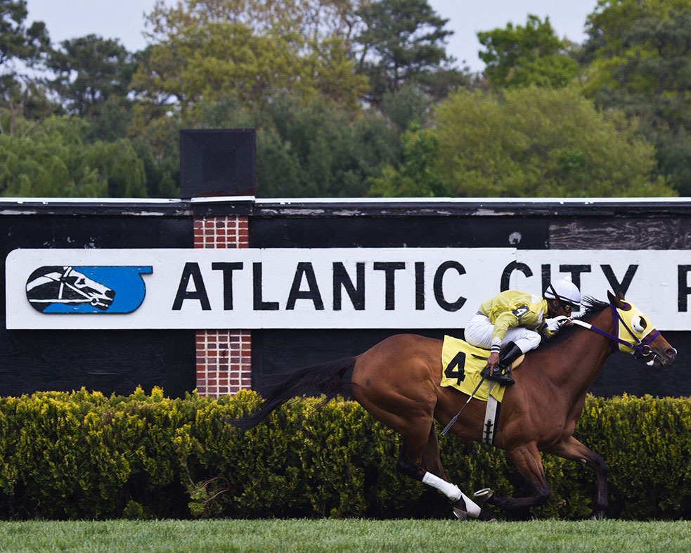 Atlantic City Race Course To Close